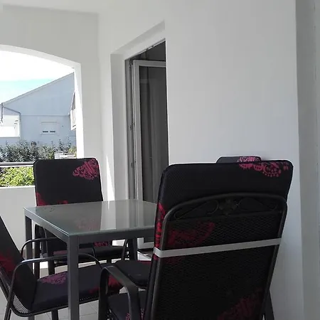 Apartment Nada Bojanic *