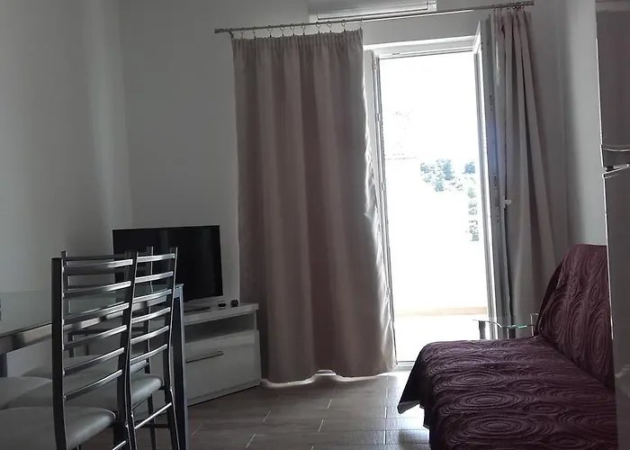 Nada Bojanic Hvar Town