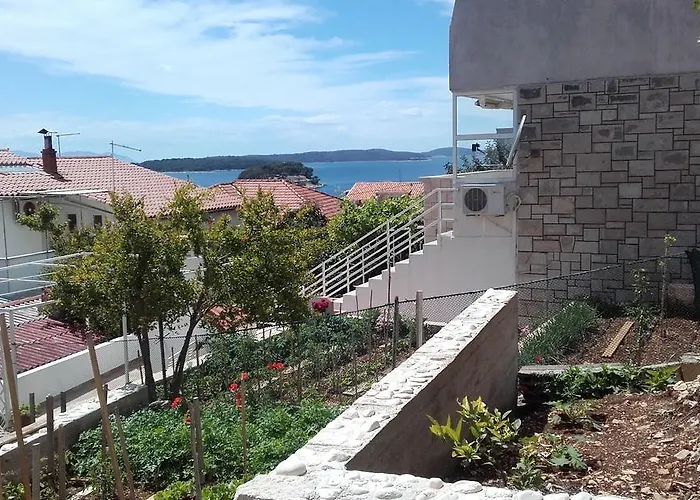 Nada Bojanic Hvar Town